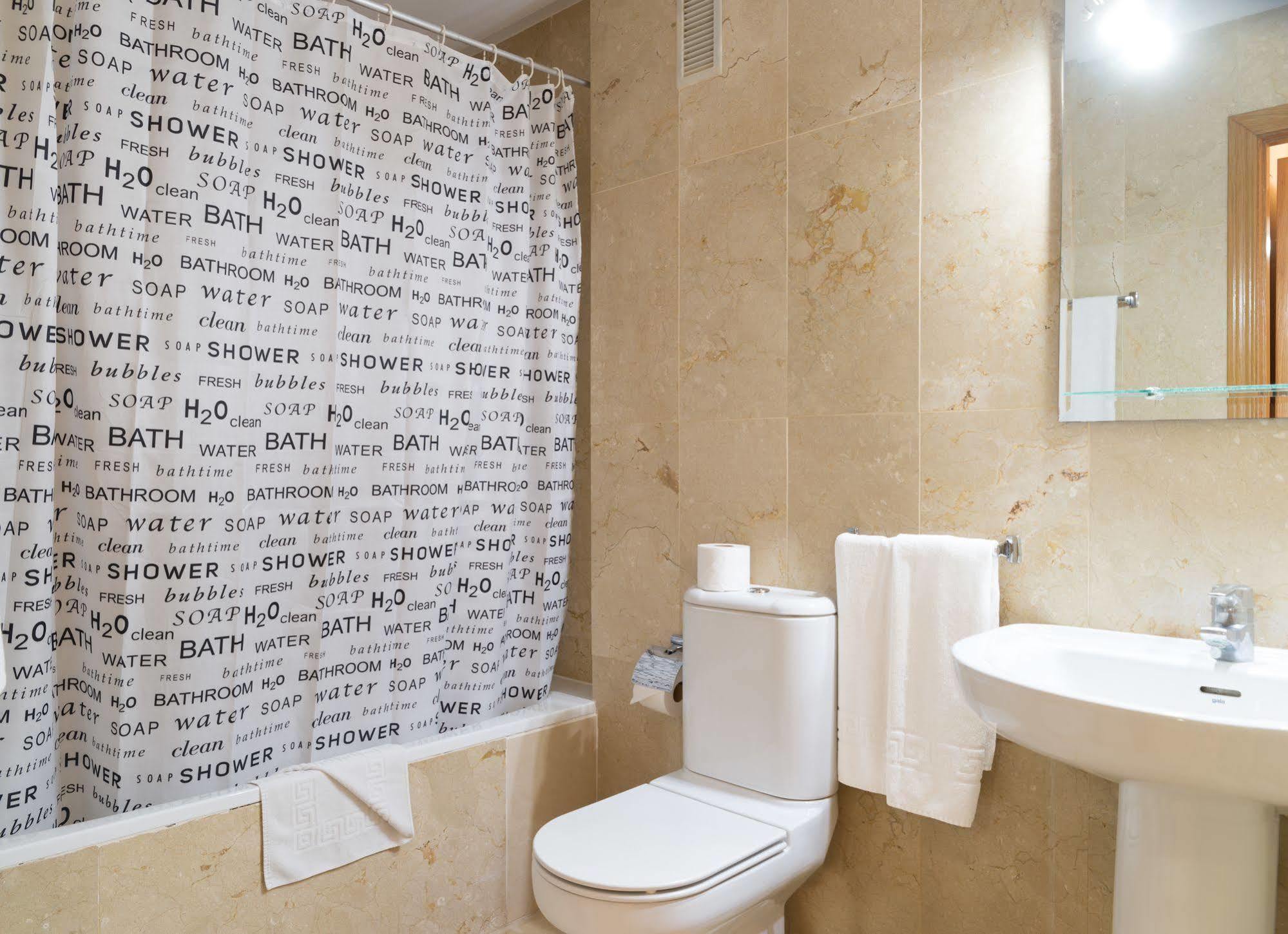 Gemelos 20 Benidorm Dış mekan fotoğraf
